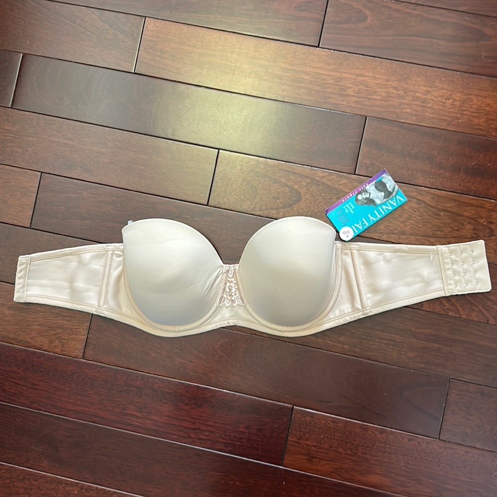 Strapless bra